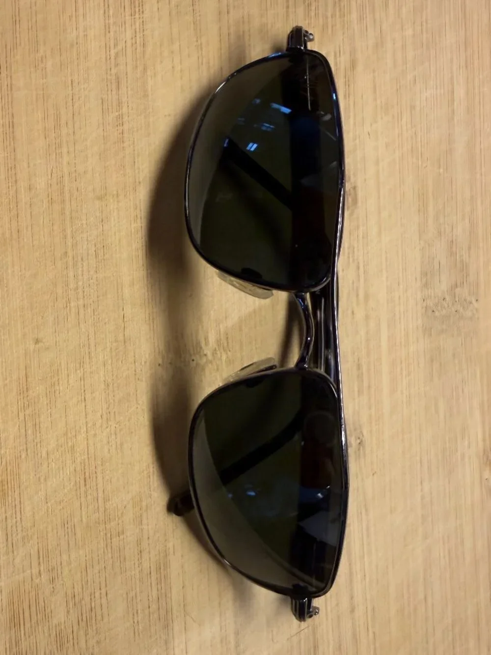 Maui Jim KAHUNA Aviator Polarized Sunglasses MJ162-02 Sport Gunmetal/Black Glass